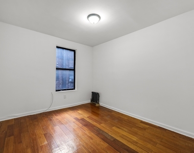 Broadway, Unit 44 - Photo Thumbnail 6
