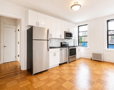615 Fort Washington Avenue - Photo Thumbnail 1
