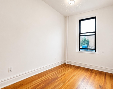 615 Fort Washington Avenue - Photo Thumbnail 7