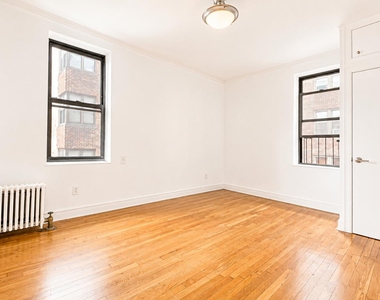 615 Fort Washington Avenue - Photo Thumbnail 5