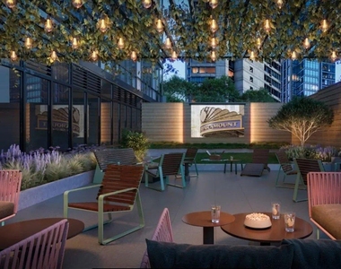 Ashland Place - Photo Thumbnail 4
