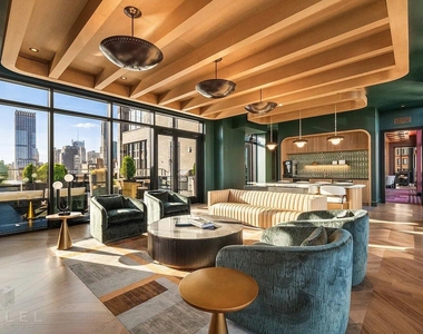 East 36th Street - Photo Thumbnail 5