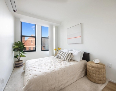 Sterling Place - Photo Thumbnail 11