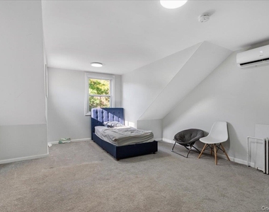 369 Island Avenue - Photo Thumbnail 17