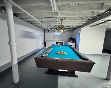 757 Leslie Lane - Photo Thumbnail 14