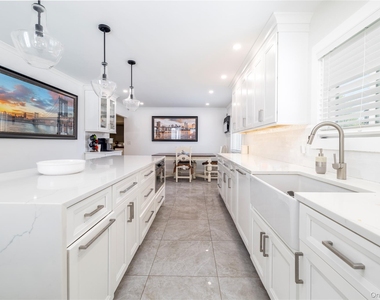 140 Baltimore Avenue - Photo Thumbnail 4