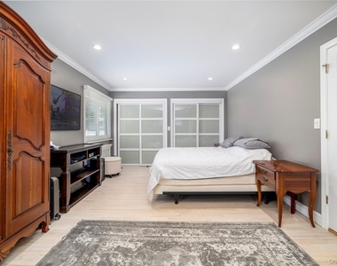 140 Baltimore Avenue - Photo Thumbnail 9
