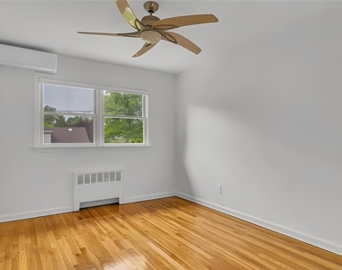 136 Lee Road - Photo Thumbnail 12