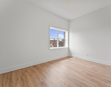 48 North Street - Photo Thumbnail 6