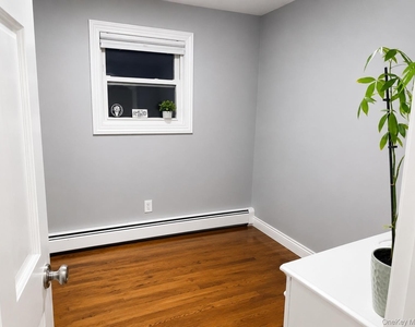 20 Everit Avenue - Photo Thumbnail 5