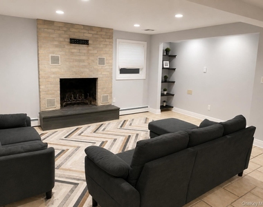 20 Everit Avenue - Photo Thumbnail 9