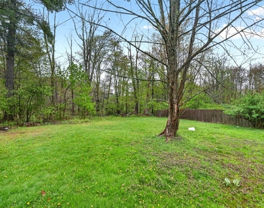 41 Rock Ridge Avenue - Photo Thumbnail 24