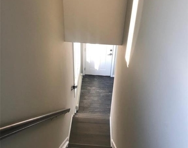 281 Dogwood Avenue - Photo Thumbnail 5