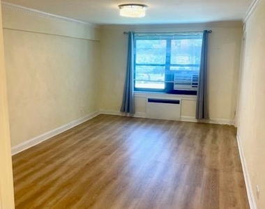 73-50 Bell Boulevard - Photo Thumbnail 8