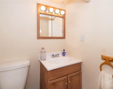 218 Second Avenue - Photo Thumbnail 11