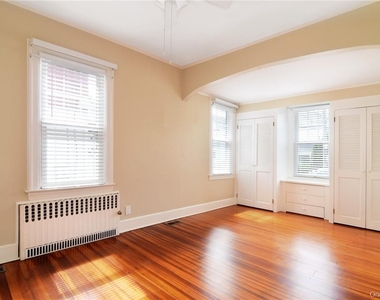 218 Second Avenue - Photo Thumbnail 12