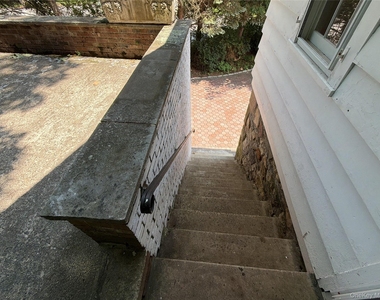 6a Raven Way - Photo Thumbnail 2
