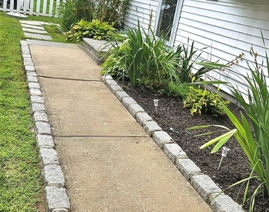211 Parkway Boulevard - Photo Thumbnail 2