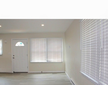 211 Parkway Boulevard - Photo Thumbnail 23