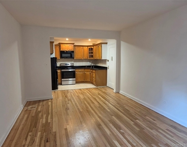 99-63 66th Avenue - Photo Thumbnail 5