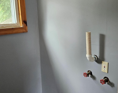 81 Franklin Street - Photo Thumbnail 12