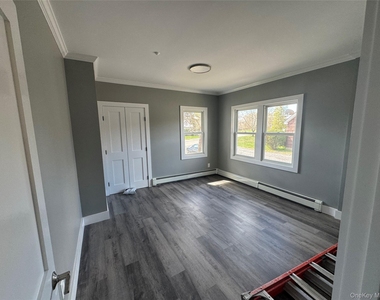 325-329 Patchogue Yaphank Road - Photo Thumbnail 3