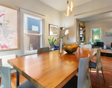 27 Spring Street - Photo Thumbnail 8