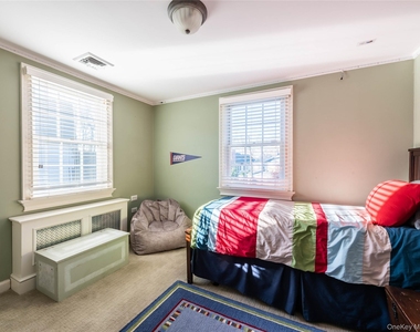 99 Thayer Road - Photo Thumbnail 15