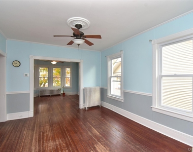 79 Rombout Avenue - Photo Thumbnail 5