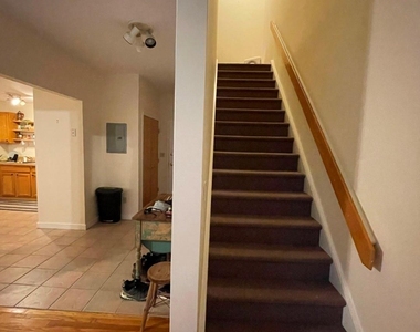 176 Main Street - Photo Thumbnail 4