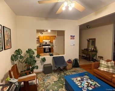 176 Main Street - Photo Thumbnail 1