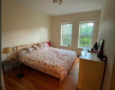 176 Main Street - Photo Thumbnail 9