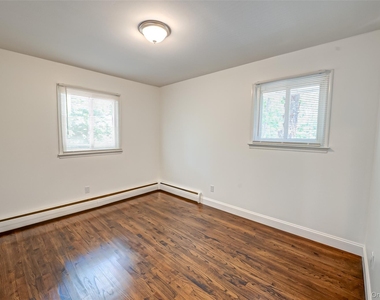 26 Valleywood Road - Photo Thumbnail 9