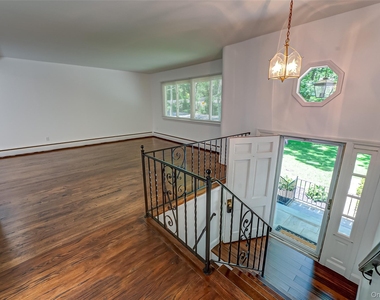 26 Valleywood Road - Photo Thumbnail 2