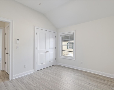 225 Katonah Avenue - Photo Thumbnail 2