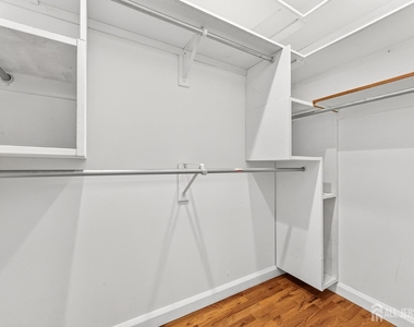 262 Prospect Avenue - Photo Thumbnail 14