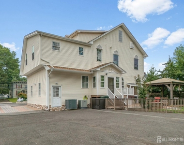 262 Prospect Avenue - Photo Thumbnail 2