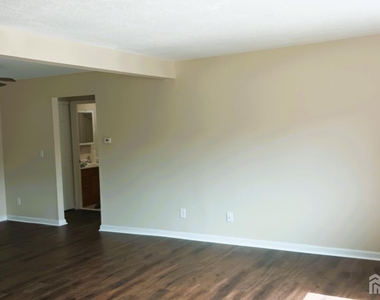 117 Cricket Lane - Photo Thumbnail 8