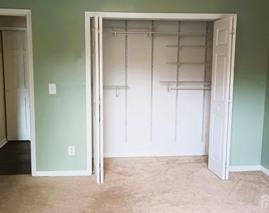 117 Cricket Lane - Photo Thumbnail 12