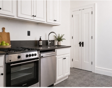 54 W 71st Street - Photo Thumbnail 3