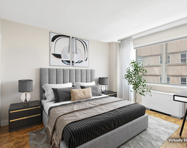 211 E 53rd Street - Photo Thumbnail 3
