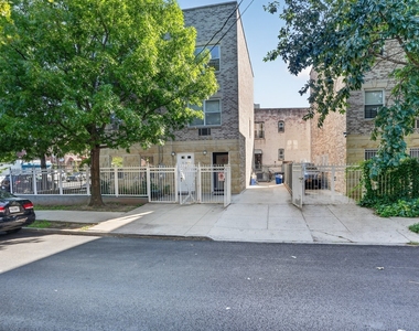 747 Essex Street - Photo Thumbnail 1