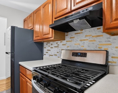 747 Essex Street - Photo Thumbnail 10