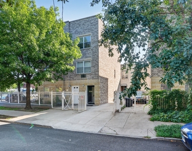 747 Essex Street - Photo Thumbnail 2