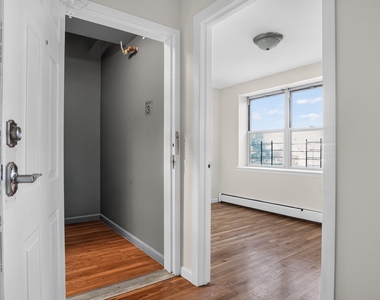 747 Essex Street - Photo Thumbnail 30