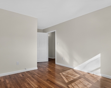 747 Essex Street - Photo Thumbnail 18