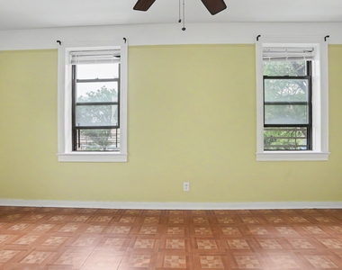 491 Grandview Avenue - Photo Thumbnail 12