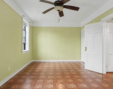 491 Grandview Avenue - Photo Thumbnail 14