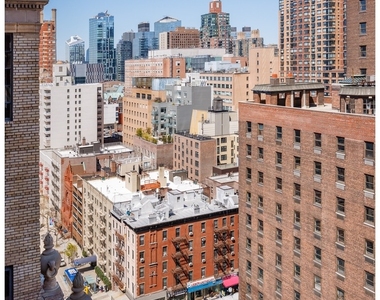 350 W 57th Street - Photo Thumbnail 4