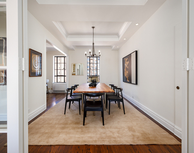 350 W 57th Street - Photo Thumbnail 2